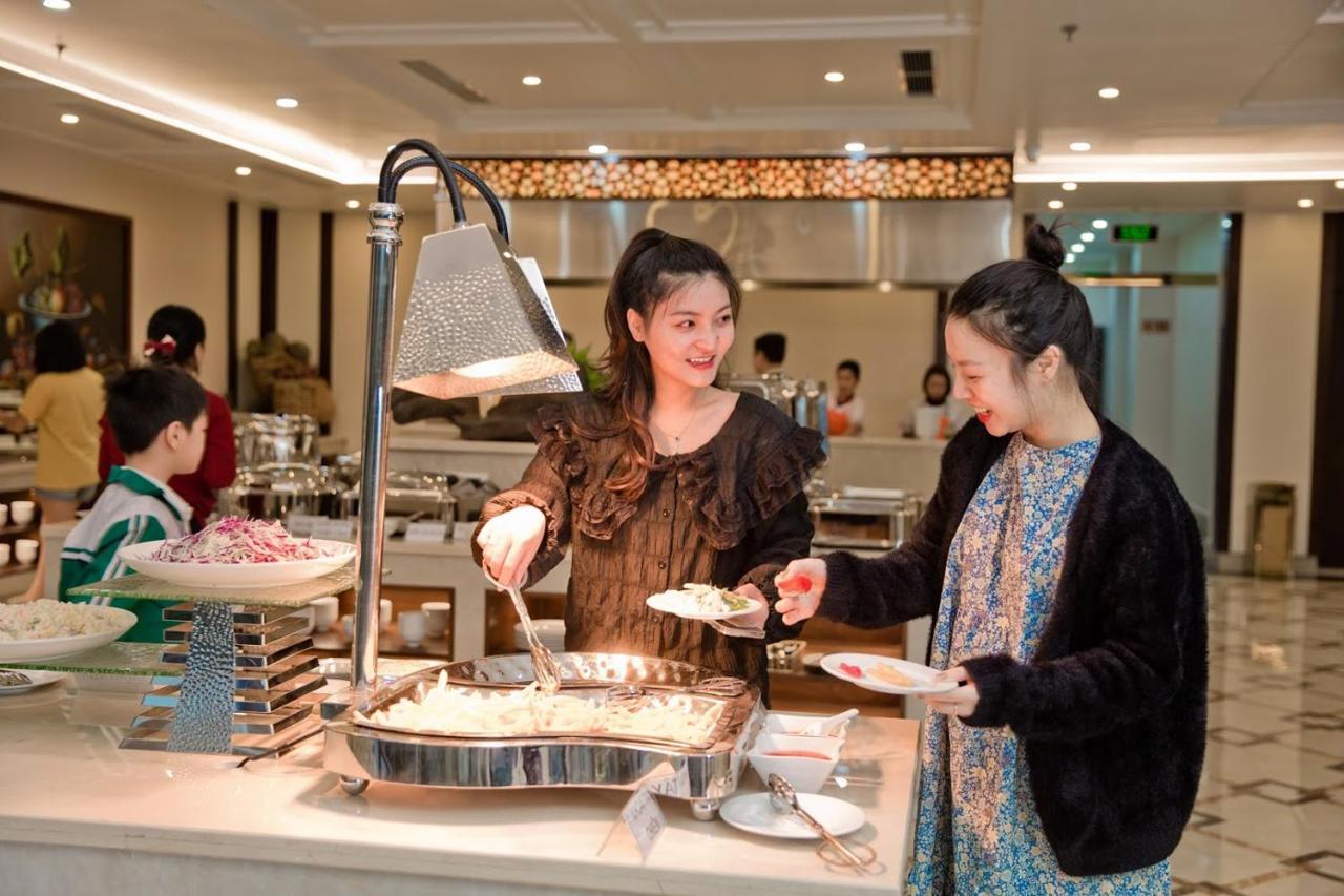 Luxury6 Hotel Mong Cai Esterno foto