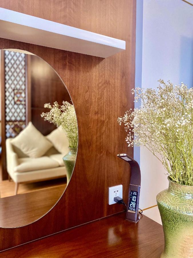 Luxury6 Hotel Mong Cai Esterno foto