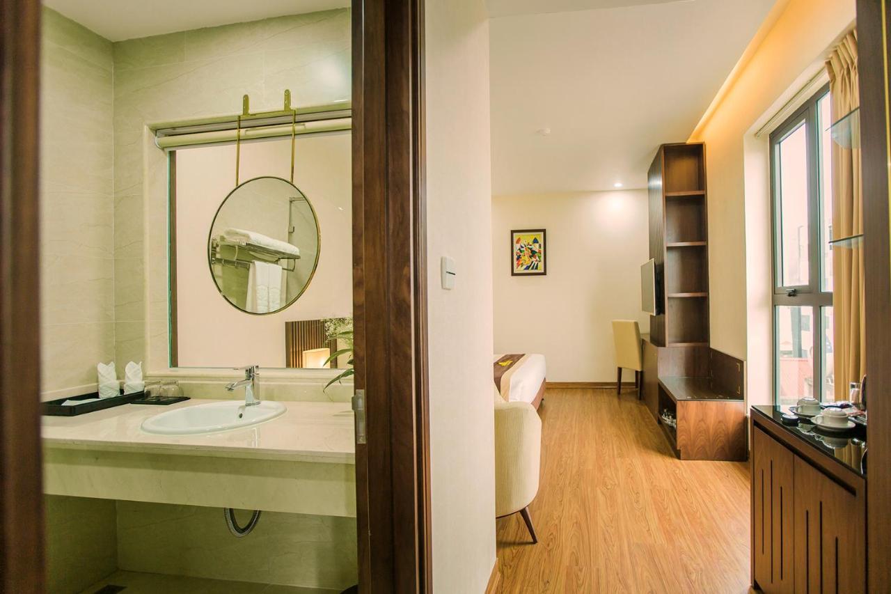 Luxury6 Hotel Mong Cai Esterno foto