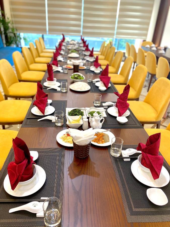 Luxury6 Hotel Mong Cai Esterno foto