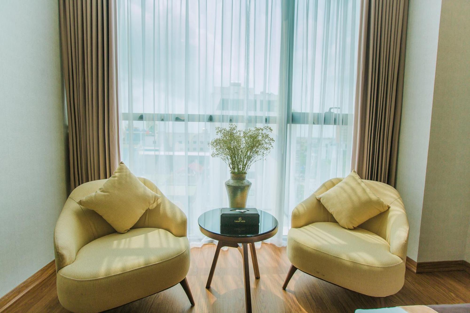 Luxury6 Hotel Mong Cai Esterno foto
